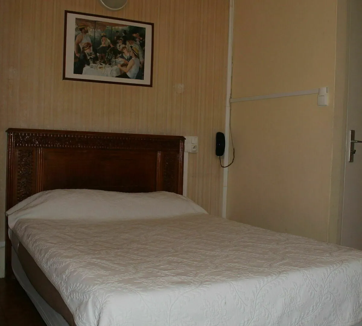 Hotel De Nantes Paris