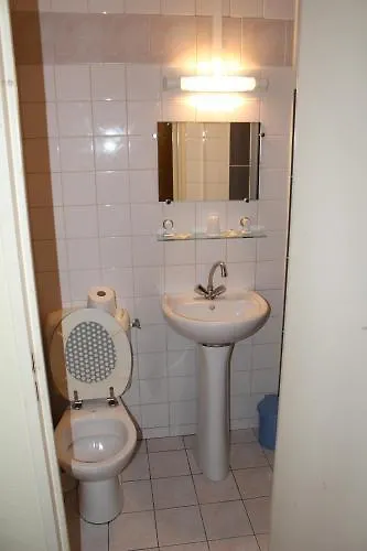 Hotel De Nantes Paris