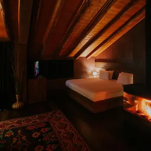 Dim's & Restaurant 4*, Korce Albania