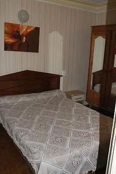 Hotel De Nantes Parigi
